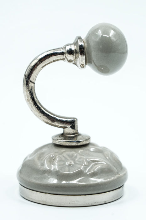 Patère ronde en céramique grise