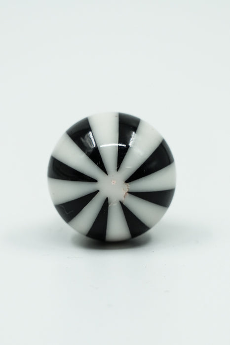 Ceramic doorknob round white/black