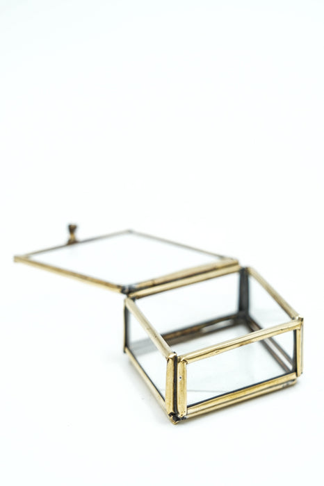 Boîte à bijoux en laiton antique avec verre 2,5x7x5 cm
