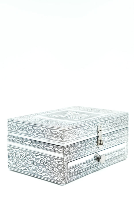 Jewelry box silver-colored butterfly 23x15x10 cm