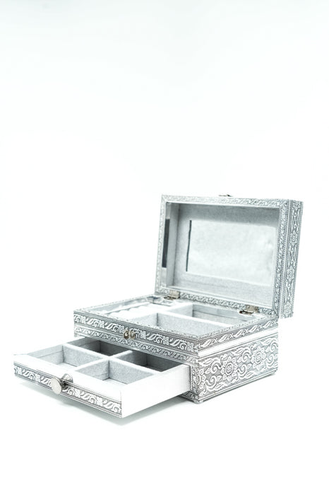 Jewelry box silver-colored butterfly 23x15x10 cm
