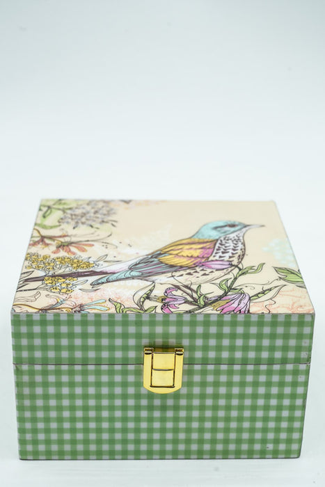MDF jewelry box with lock and digital bird print 15x15x8.75 cm