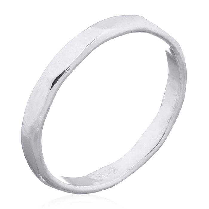 Bague en argent décorée