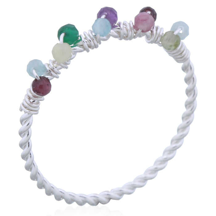 Bague en argent avec pierres mélangées