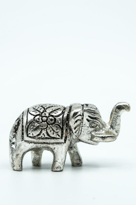 Éléphant décoratif, aluminium, couleur argentée, petit format, 5,5 x 2,5 cm