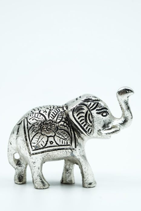 Decorative elephant, aluminum, silver-colored, medium size, 8.5x6 cm