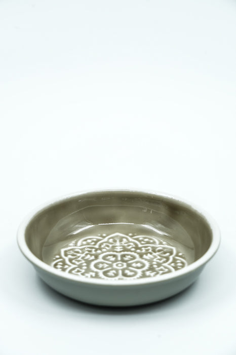 Decorative plate, round, hammered, enamelled, olive, 10x1cm