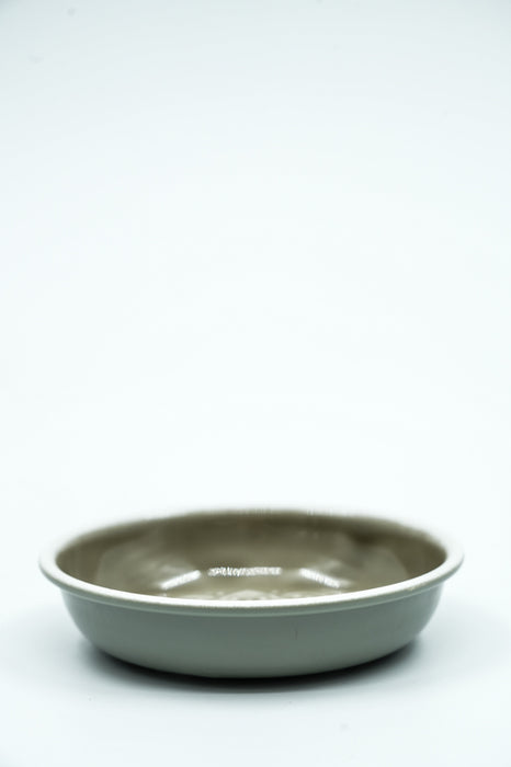 Decorative plate, round, hammered, enamelled, olive, 10x1cm