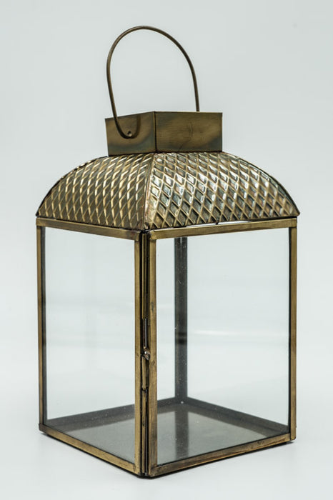 Small square brass lantern with brass roof, 12.5x12.5x22cm
