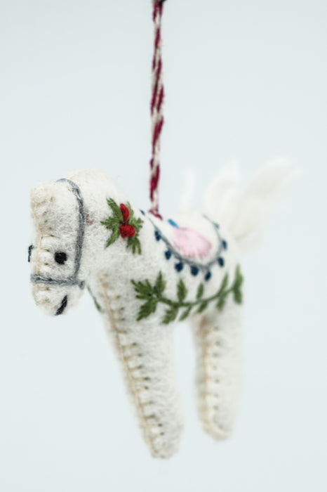 Christmas felt hanger, horse with saddle embroidery, 12 cm