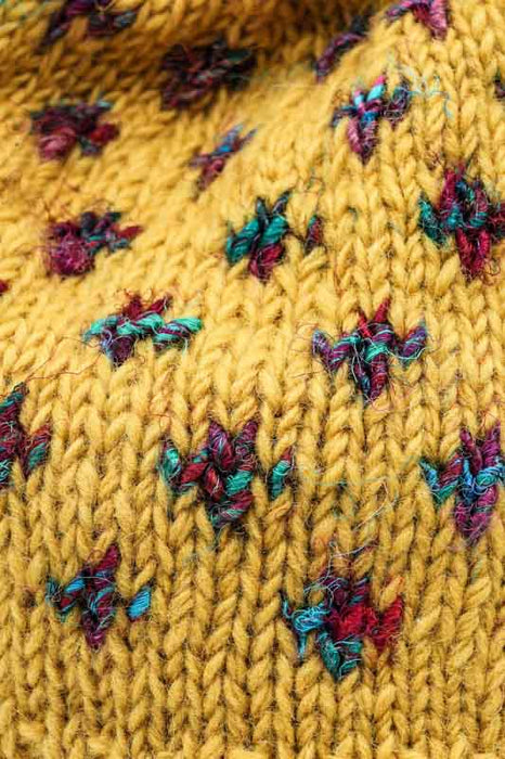 Bonnet tricoté jaune/rouge/vert avec pompon - Taille unique