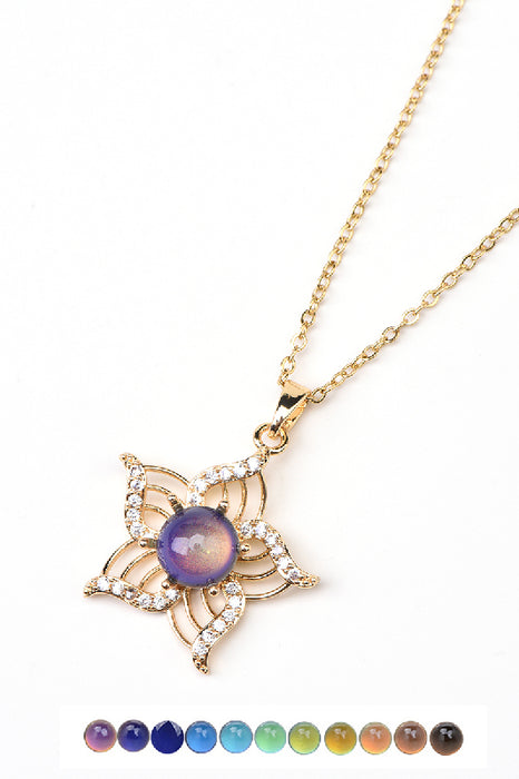 Necklace with mood pendant star gold-colored/multicolor