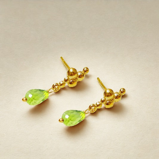 Earrings brass gold-plated peridot