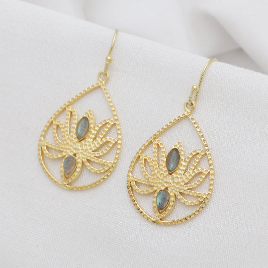 Ohrringe Messing vergoldet Lotusblume Labradorit