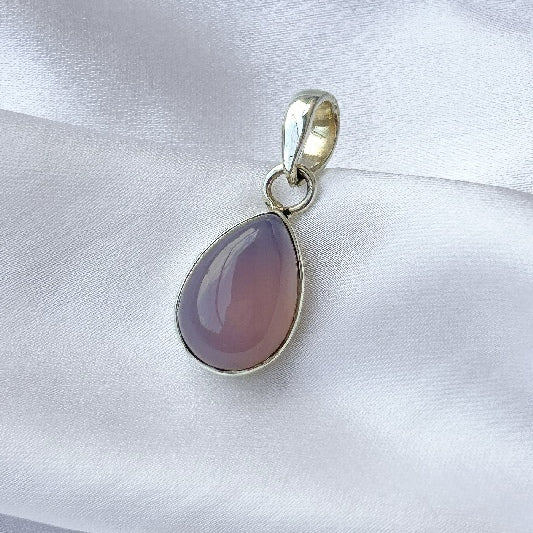 Silberanhänger pinker Chalzedon Tropfenform