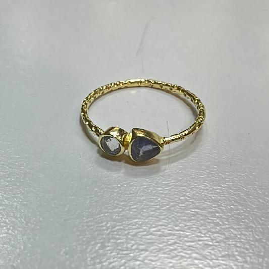 Ring Messing vergoldet Iolith, blauer Topaz