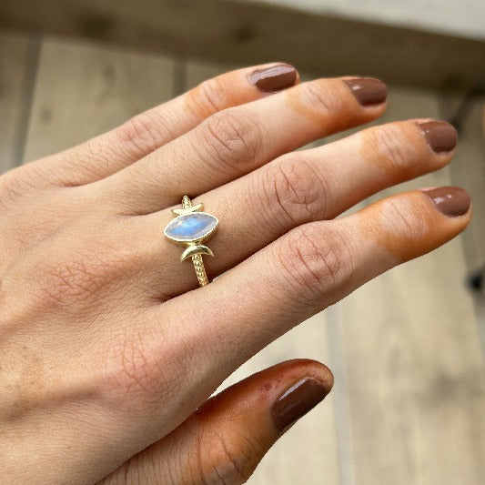 Ring Messing vergoldet Mondstein