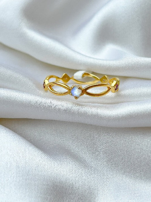 Ring brass gold plated moonstone