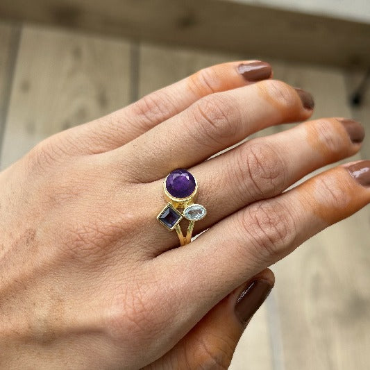 Ring Messing vergoldet Amethyst, blauer Topaz, Iolith