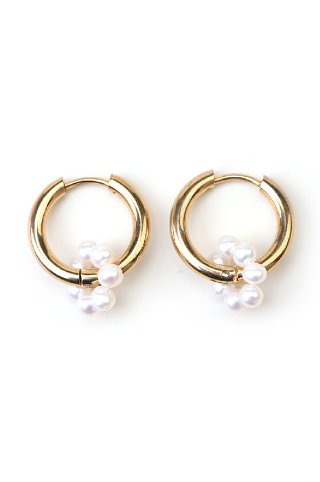 Gold-plated stainless steel earrings with 7 small freshwater pearls