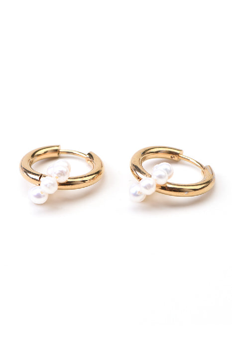 Gold-plated stainless steel earrings with 7 small freshwater pearls