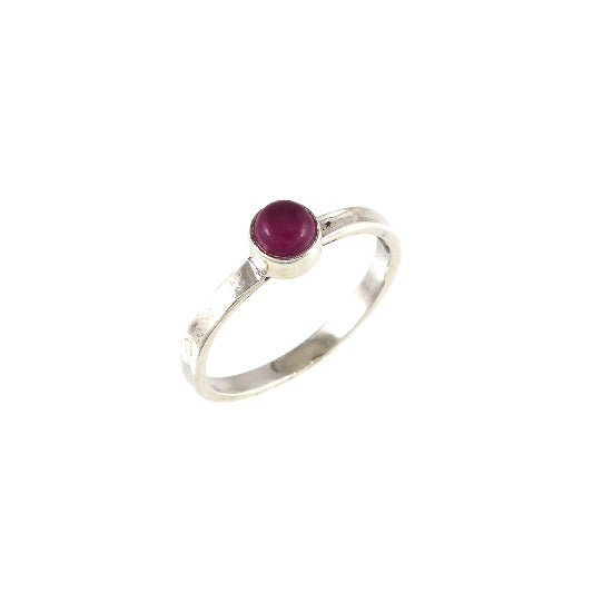 Bague en argent rubis
