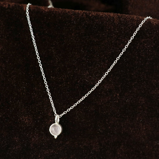 Silver necklace with rose quartz pendant