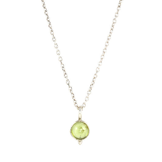 Silver necklace with peridot pendant