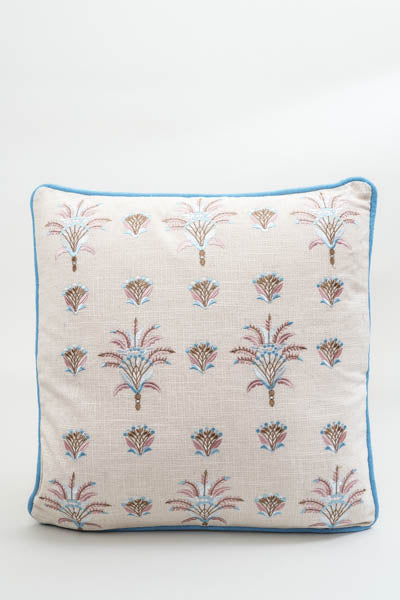 Coussin décoratif coco-coton brodé motif palmier 50x50cm