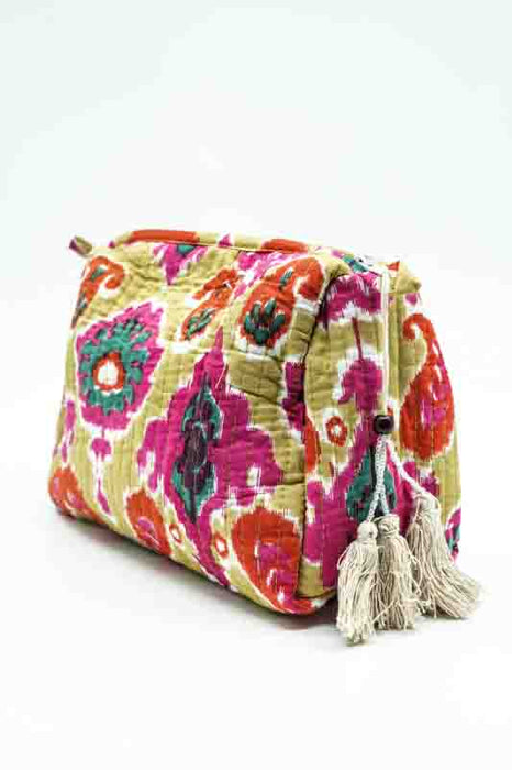 Cosmetic bag 13.75x11.25 cm, green, red, multicolor
