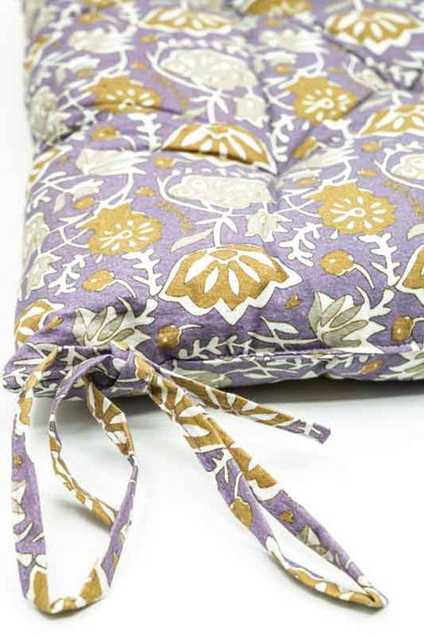 Chair cushions with ties, assorted, 40x40cm