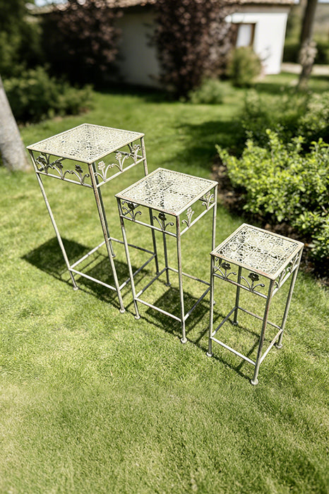 Small, 4-sided antique cream-colored flower stand, 20x50cm