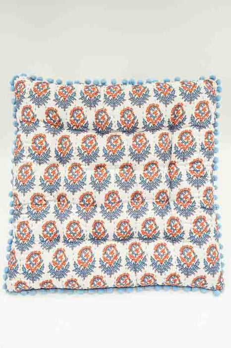 Sitzkissen Gaddi Baumwoll-Print mit Pompons beige/hellblau/orange 40x40x5cm