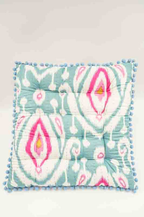 Sitzkissen Gaddi Baumwoll-Print mit Pompons hellblau/pink/crème 40x40x5cm