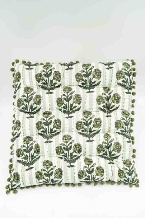 Sitzkissen Gaddi Baumwoll-Print mit Pompons olive/beige 40x40x5cm