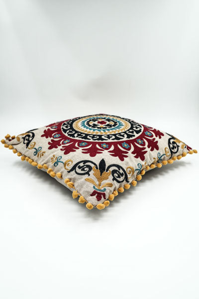 Coussin décoratif à pompons multicolore à motifs 40x40cm