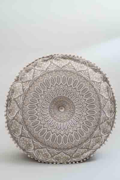 Puff bestickt taupe/beige gemustert 60x20cm