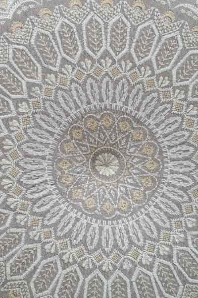 Puff bestickt taupe/beige gemustert 60x20cm