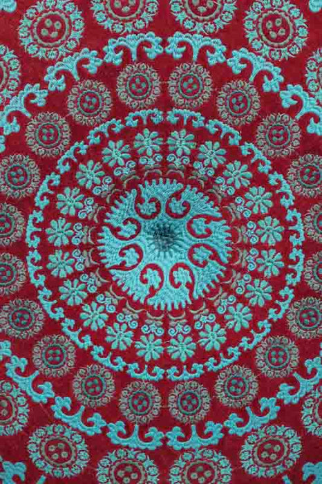 Pouf velours de coton bordeaux brodé turquoise/beige/rouge foncé 60x20cm