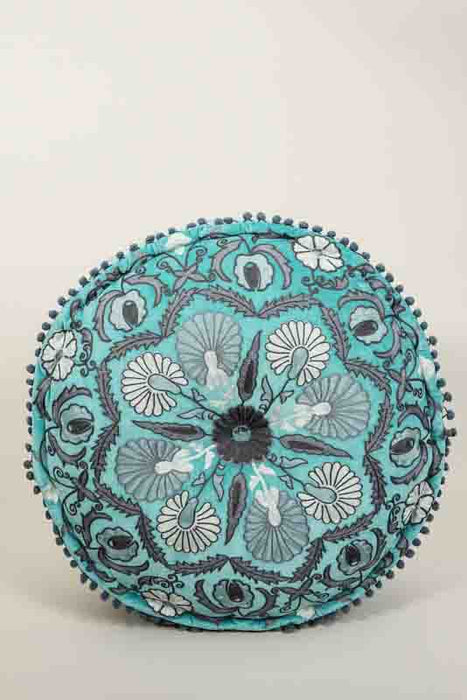 Pouf velours de coton turquoise brodé gris/blanc/gris foncé 60x20cm