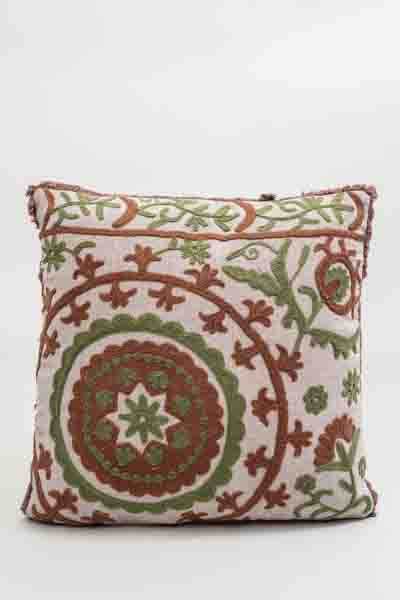 Coussin décoratif brodé marron/vert à motifs 40x40cm