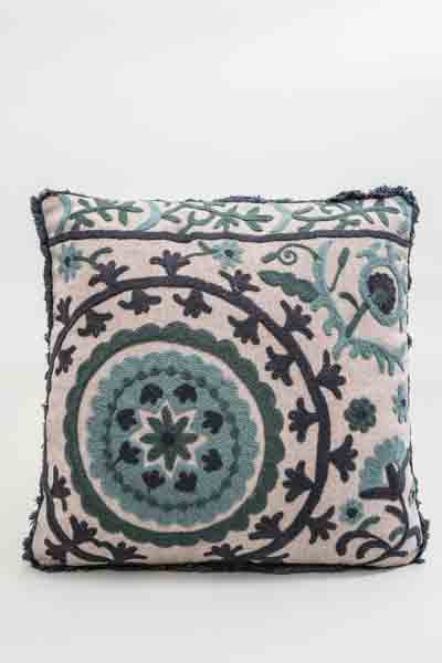 Coussin décoratif brodé à motifs pétrole/vert/noir 40x40cm