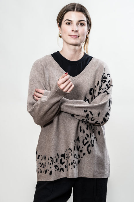 Pull tricoté viscose/polyester motif camel - Taille unique