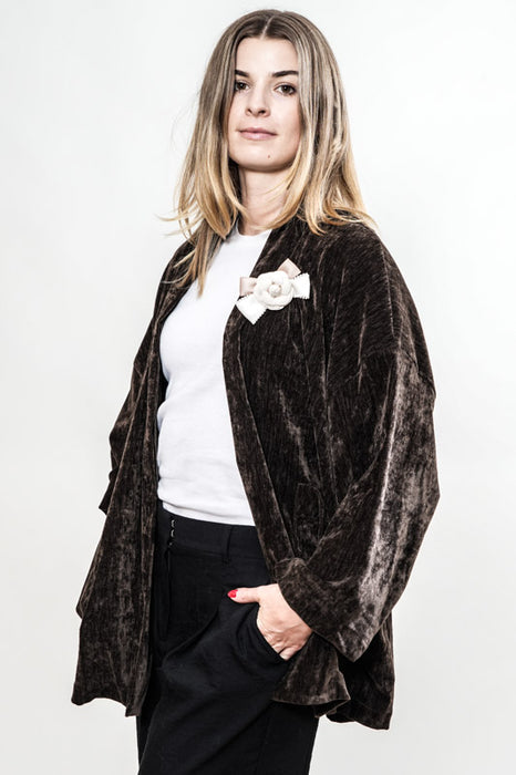 Veste avec broche fleur marron foncé - Taille unique