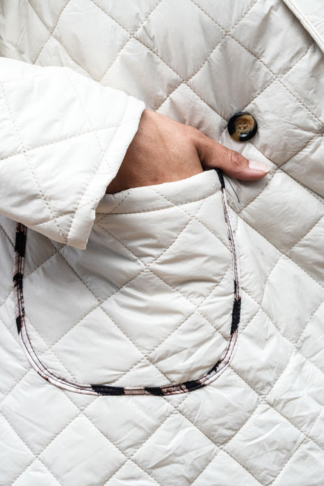 Quilted jacket offwhite - one size