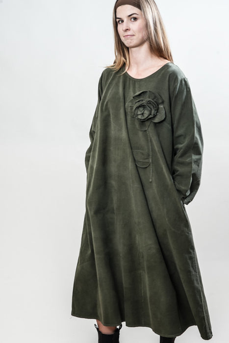 Manchesterkleid Baumwolle lang grosse Blume moosgrün - One Size