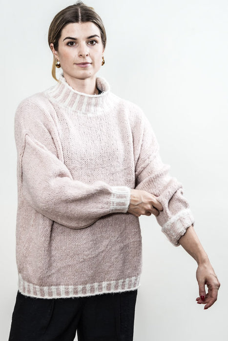 Pull tricoté vieux rose/beige - Taille unique