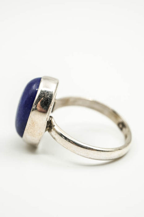 Silver ring with lapis lazuli, smooth setting