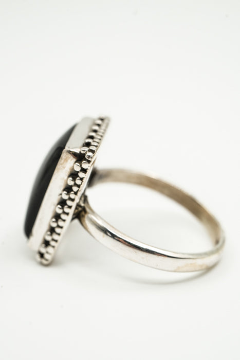 Silver ring, black onyx, rectangular