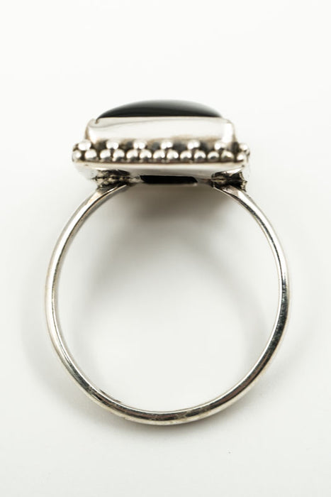 Silver ring, black onyx, rectangular
